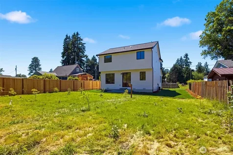 9711 Mckinley Avenue E Tacoma WA 98445