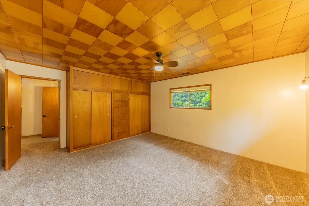 325 N Baker Street Mount Vernon WA 98273