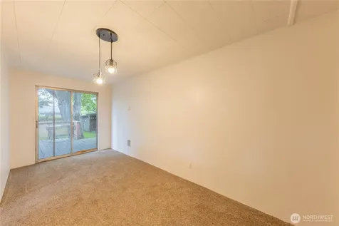 325 N Baker Street Mount Vernon WA 98273