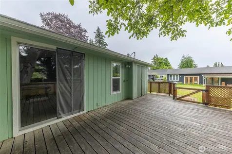 325 N Baker Street Mount Vernon WA 98273