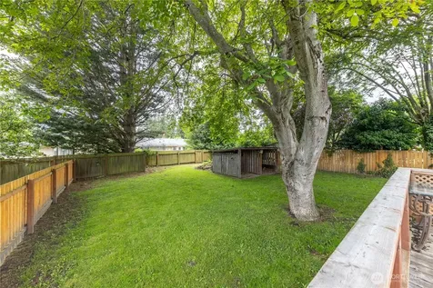 325 N Baker Street Mount Vernon WA 98273