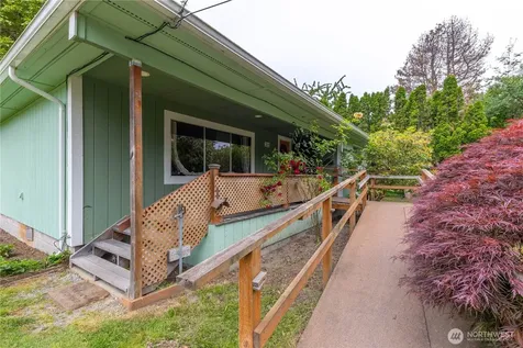 325 N Baker Street Mount Vernon WA 98273