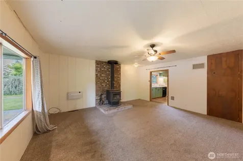 325 N Baker Street Mount Vernon WA 98273