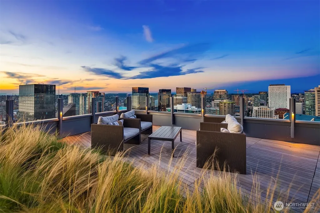 121 Stewart Street Seattle WA 98101