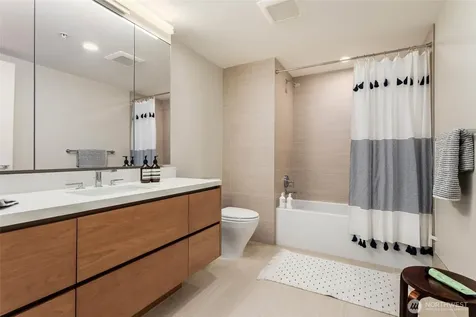 121 Stewart Street Seattle WA 98101