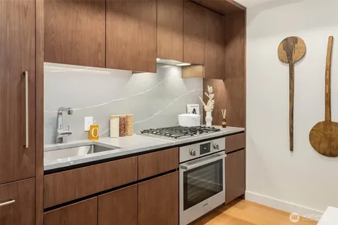121 Stewart Street Seattle WA 98101