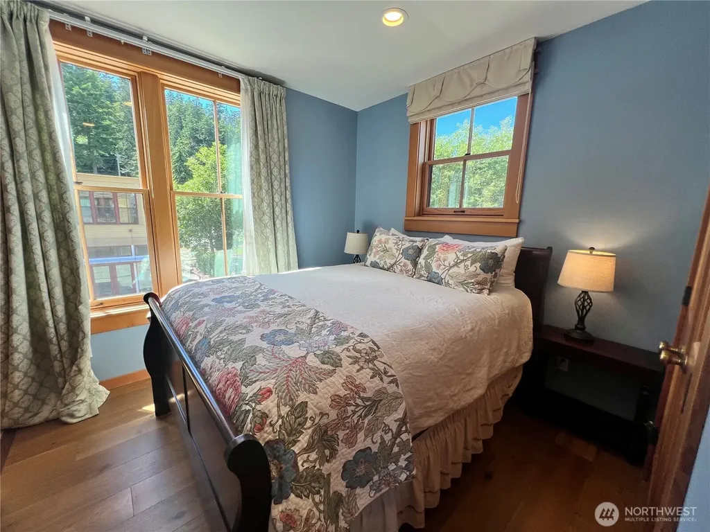 18 Fishing Alley Orcas Island WA 98245