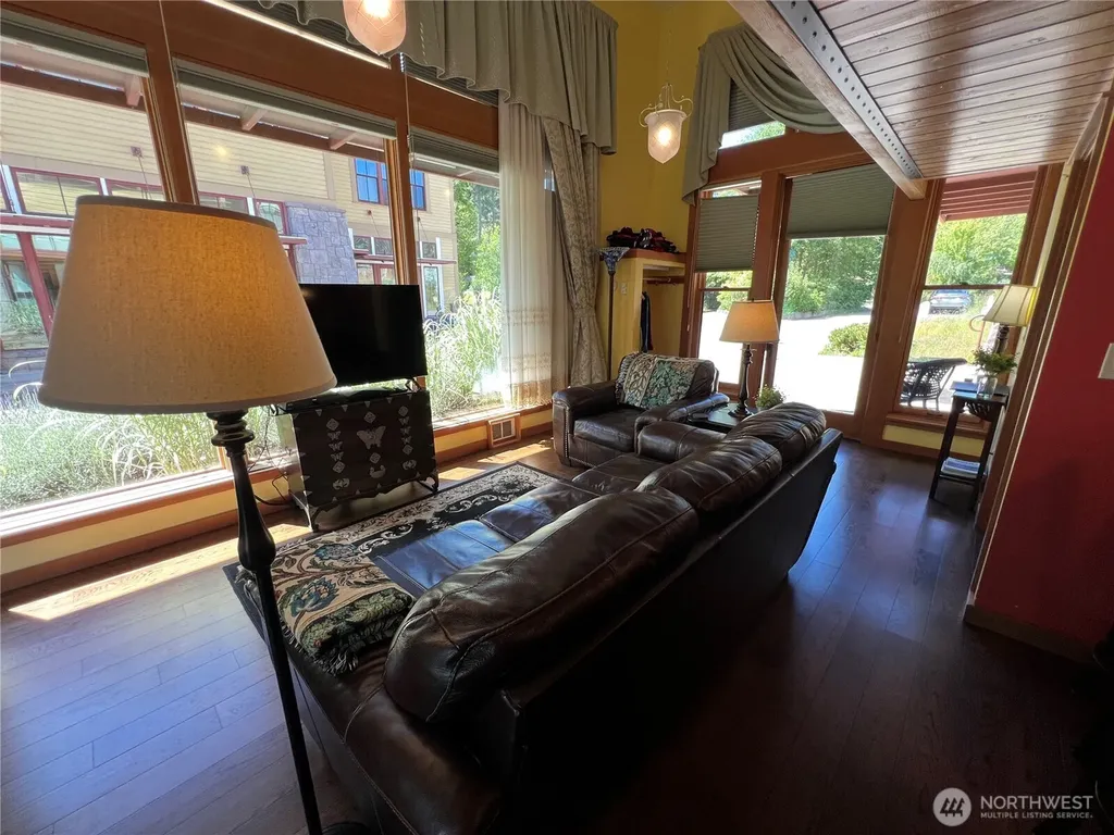 18 Fishing Alley Orcas Island WA 98245