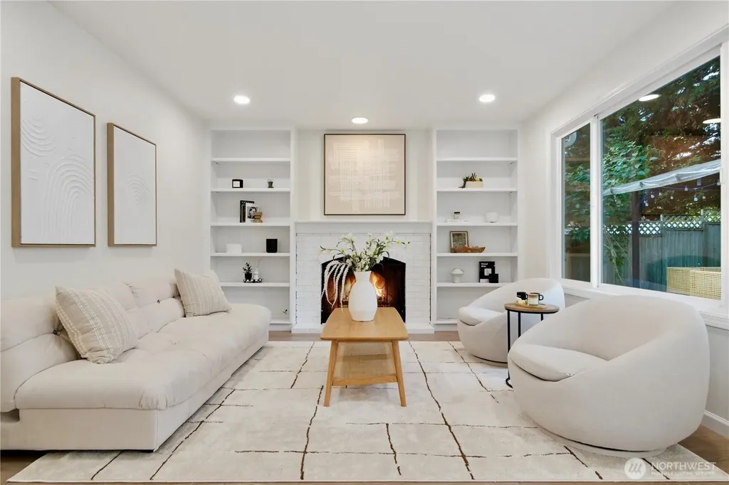 25733 SE 39th Street Sammamish WA 98029