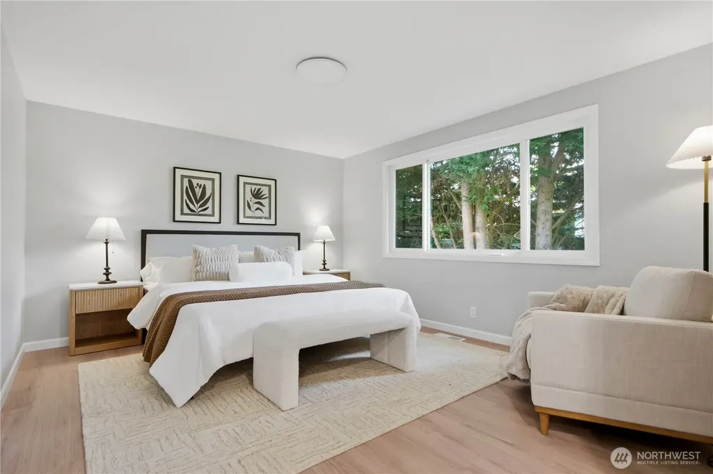 25733 SE 39th Street Sammamish WA 98029