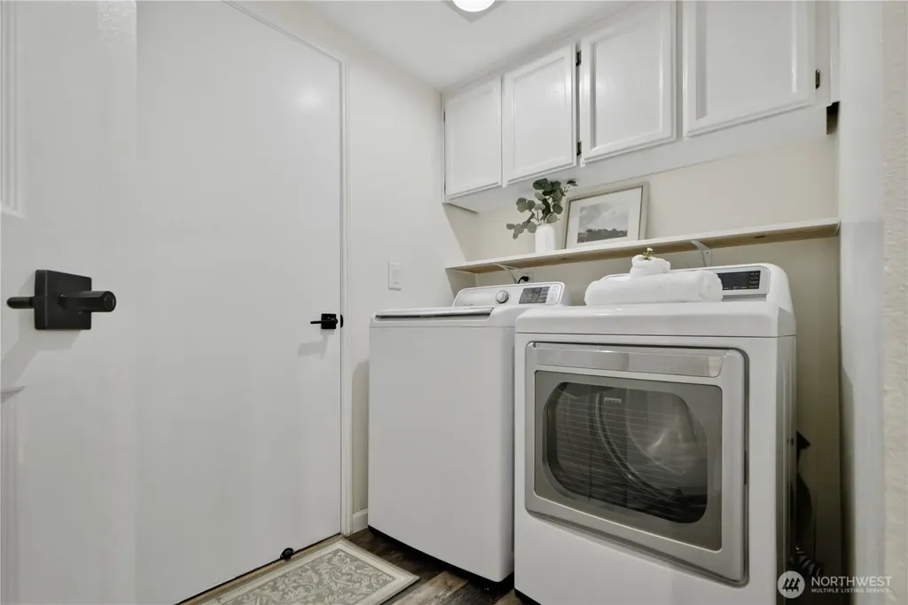 25733 SE 39th Street Sammamish WA 98029