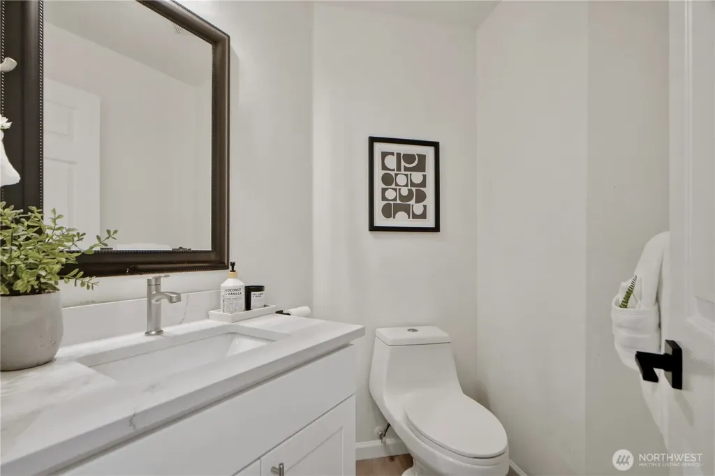 25733 SE 39th Street Sammamish WA 98029