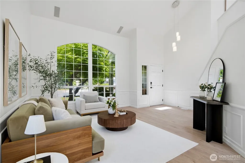 25733 SE 39th Street Sammamish WA 98029