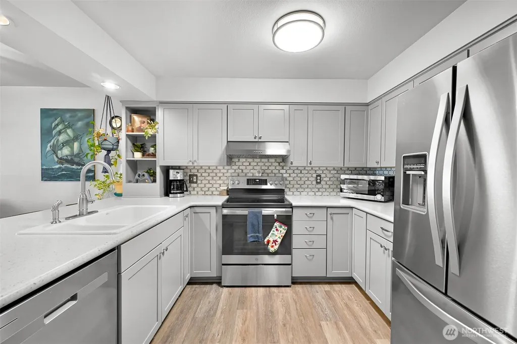 8026 Birch Bay Drive Blaine WA 98230