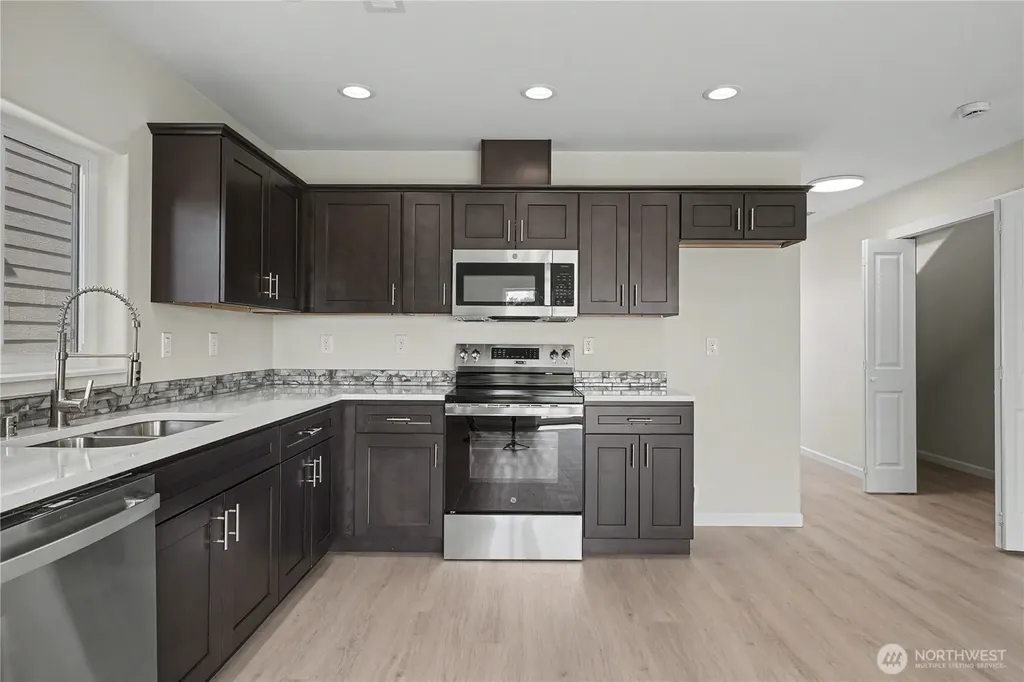 475 N Fifth Avenue Connell WA 99326