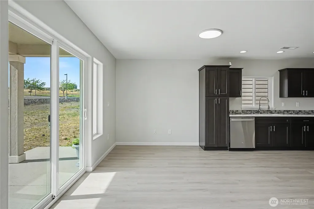 475 N Fifth Avenue Connell WA 99326