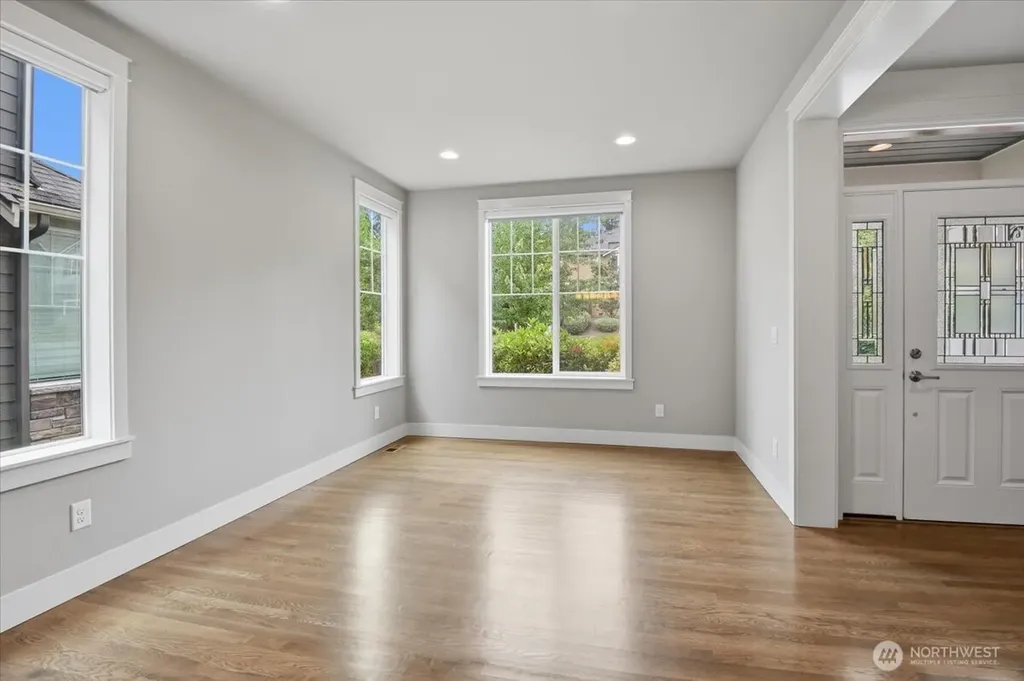 21384 NE 9th Place Sammamish WA 98074