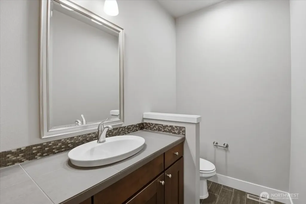 21384 NE 9th Place Sammamish WA 98074