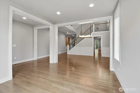 21384 NE 9th Place Sammamish WA 98074