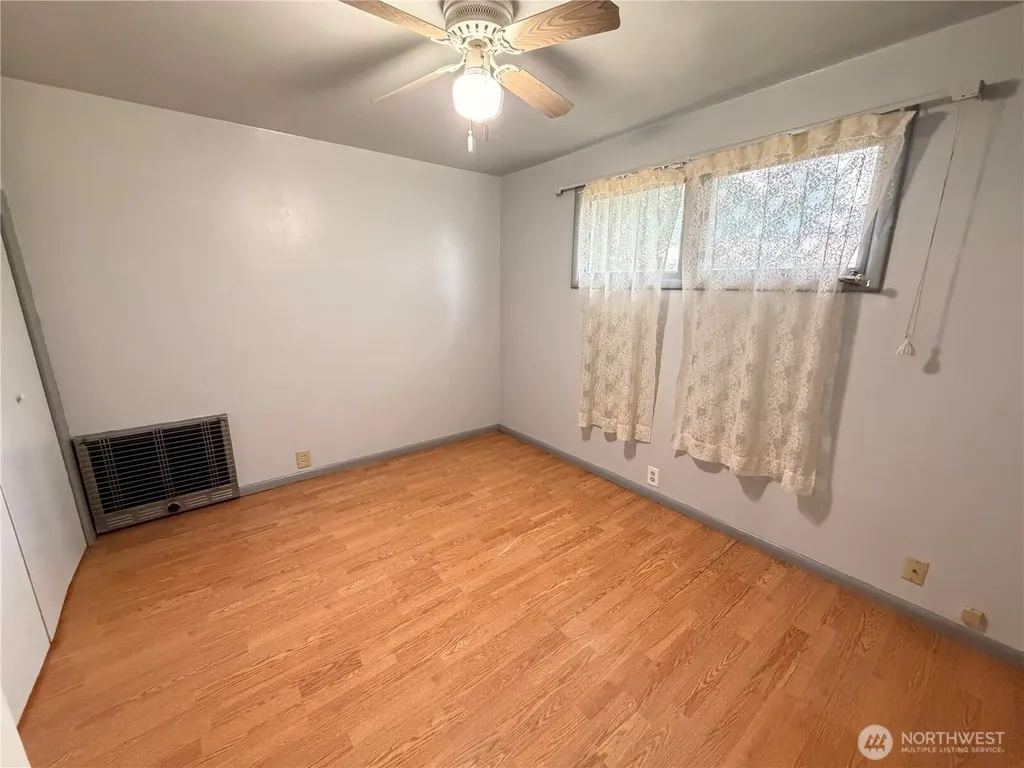 2108 Deerpath Oroville WA 98844