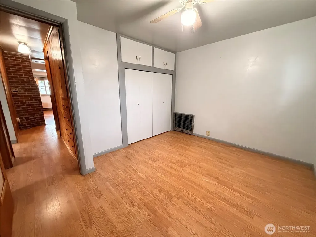 2108 Deerpath Oroville WA 98844
