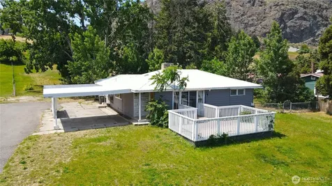 2108 Deerpath Oroville WA 98844
