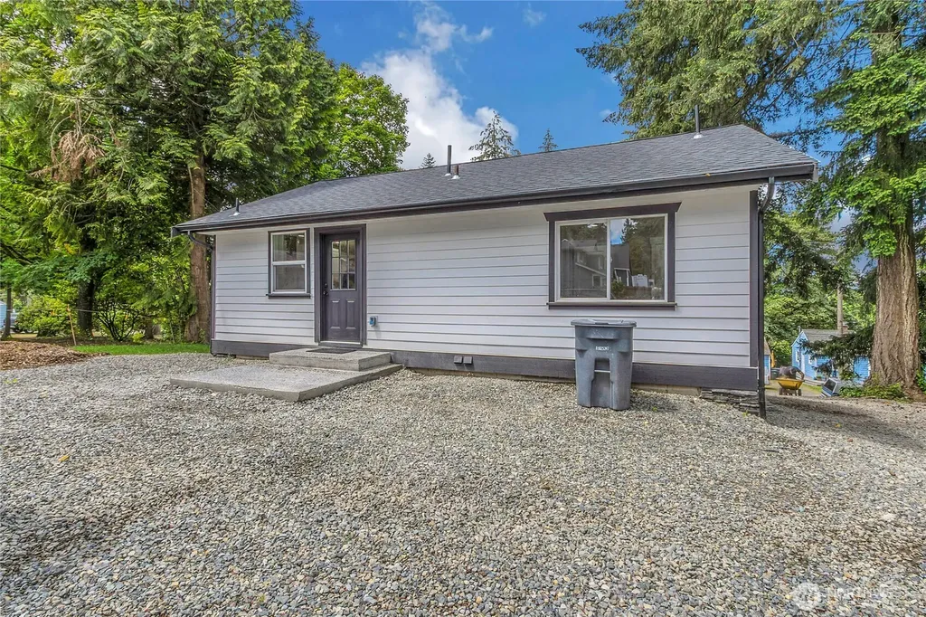 1804 13th Avenue Milton WA 98354