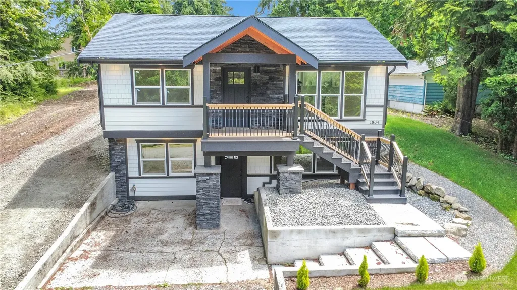 1804 13th Avenue Milton WA 98354