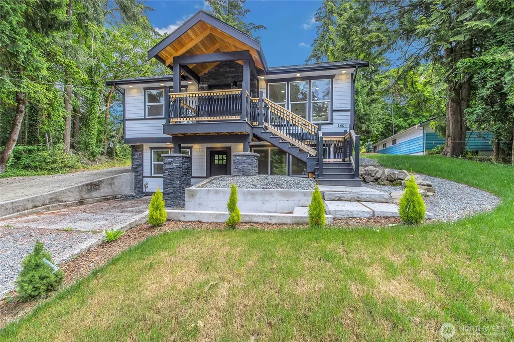1804 13th Avenue Milton WA 98354