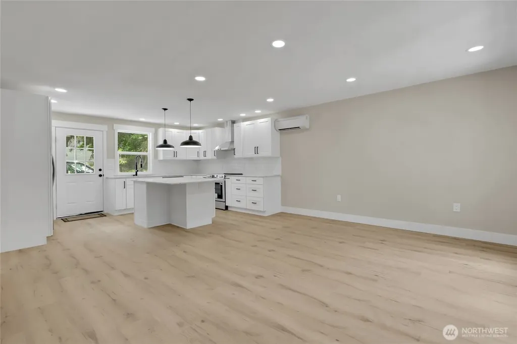 1804 13th Avenue Milton WA 98354