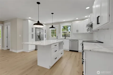 1804 13th Avenue Milton WA 98354