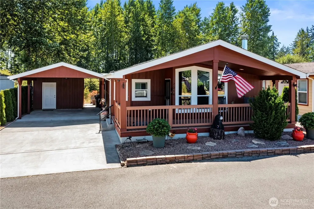 2014 140 Street E Tacoma WA 98445