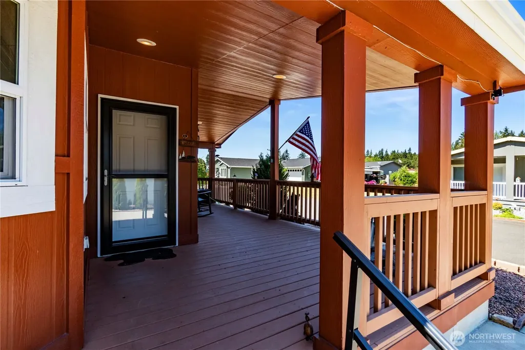 2014 140 Street E Tacoma WA 98445