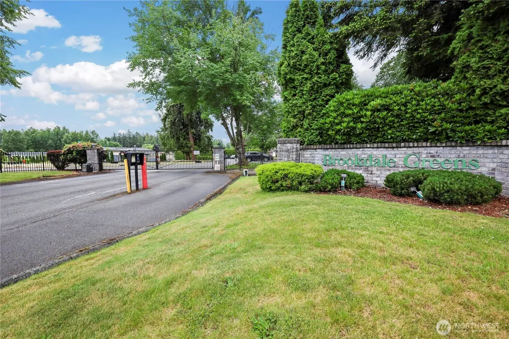 2014 140 Street E Tacoma WA 98445