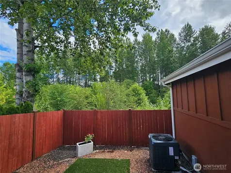 2014 140 Street E Tacoma WA 98445