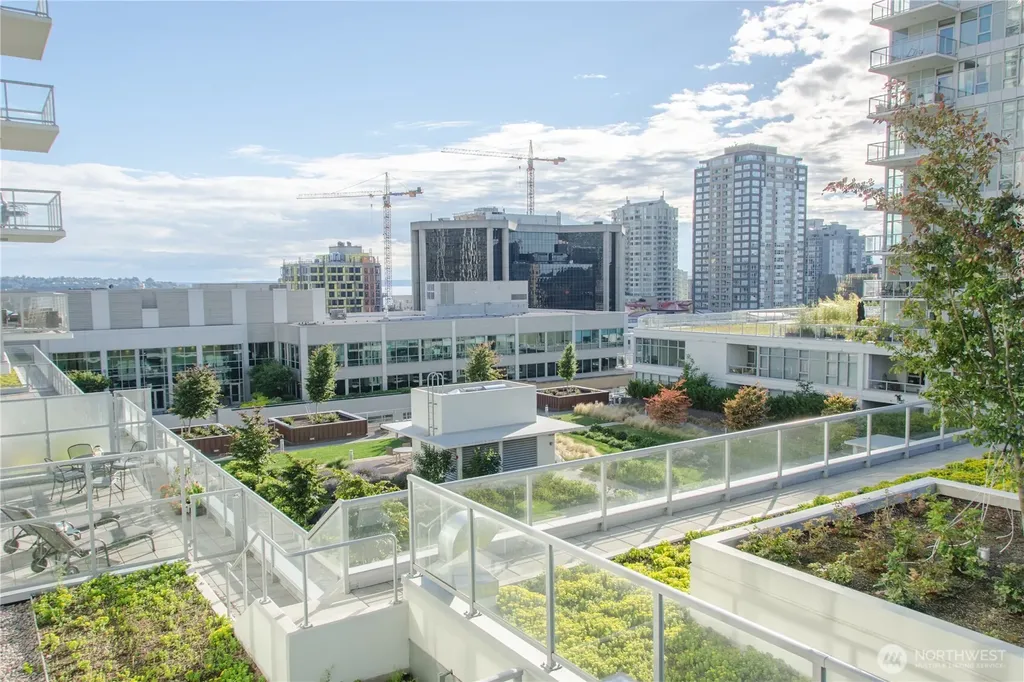 588 Bell Street Seattle WA 98121