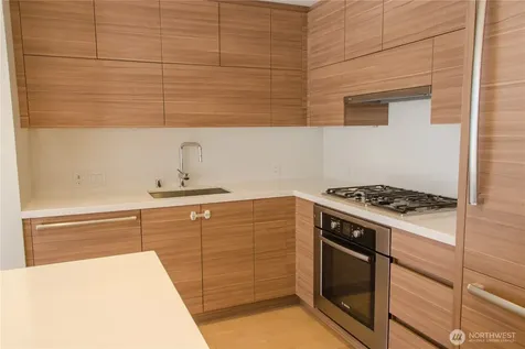 588 Bell Street Seattle WA 98121