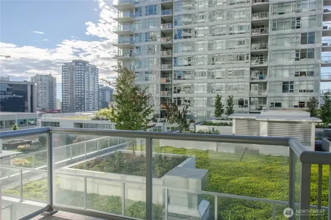 588 Bell Street Seattle WA 98121