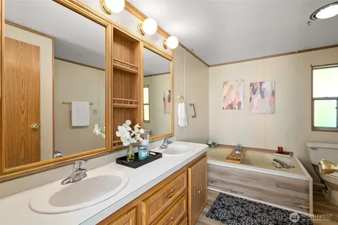 1259 NE Vena Avenue Bremerton WA 98311