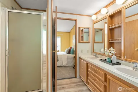 1259 NE Vena Avenue Bremerton WA 98311