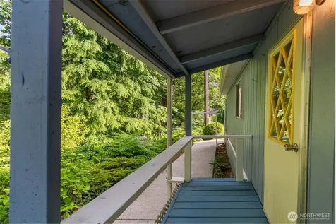 1259 NE Vena Avenue Bremerton WA 98311