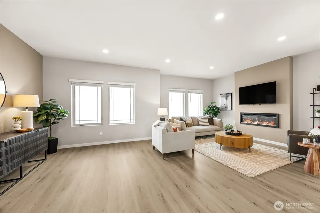 1113 138th Place SW Lynnwood WA 98087