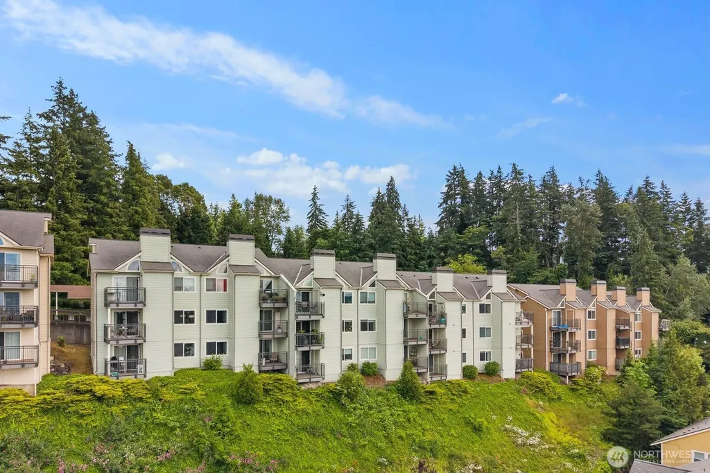 3815 131st Lane SE Bellevue WA 98006