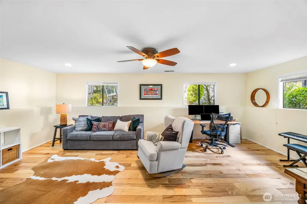 1002 NE Holm Court Poulsbo WA 98370