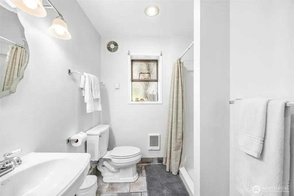 1002 NE Holm Court Poulsbo WA 98370