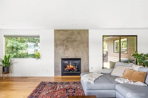 1002 NE Holm Court Poulsbo WA 98370