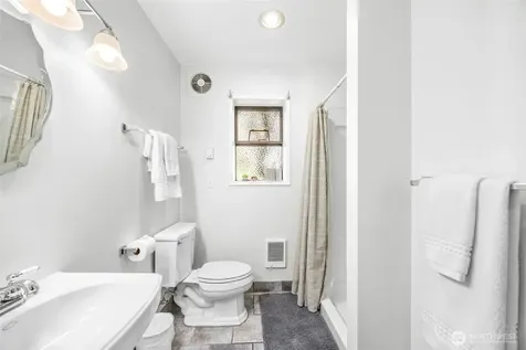1002 NE Holm Court Poulsbo WA 98370