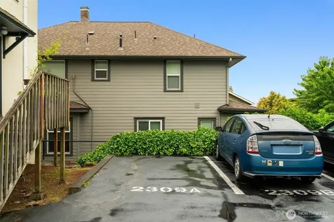 2309 10th Avenue E Seattle WA 98102
