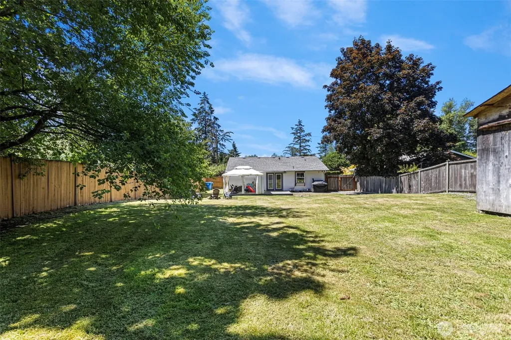 12711 52nd Avenue E Tacoma WA 98446
