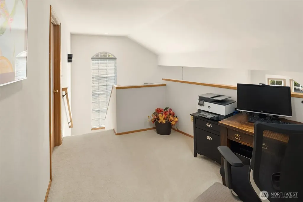 4256 255th Place SE Sammamish WA 98029